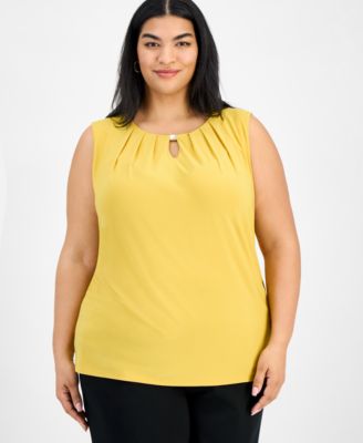 Kasper - Plus Size Sleeveless Pleated Keyhole Blouse